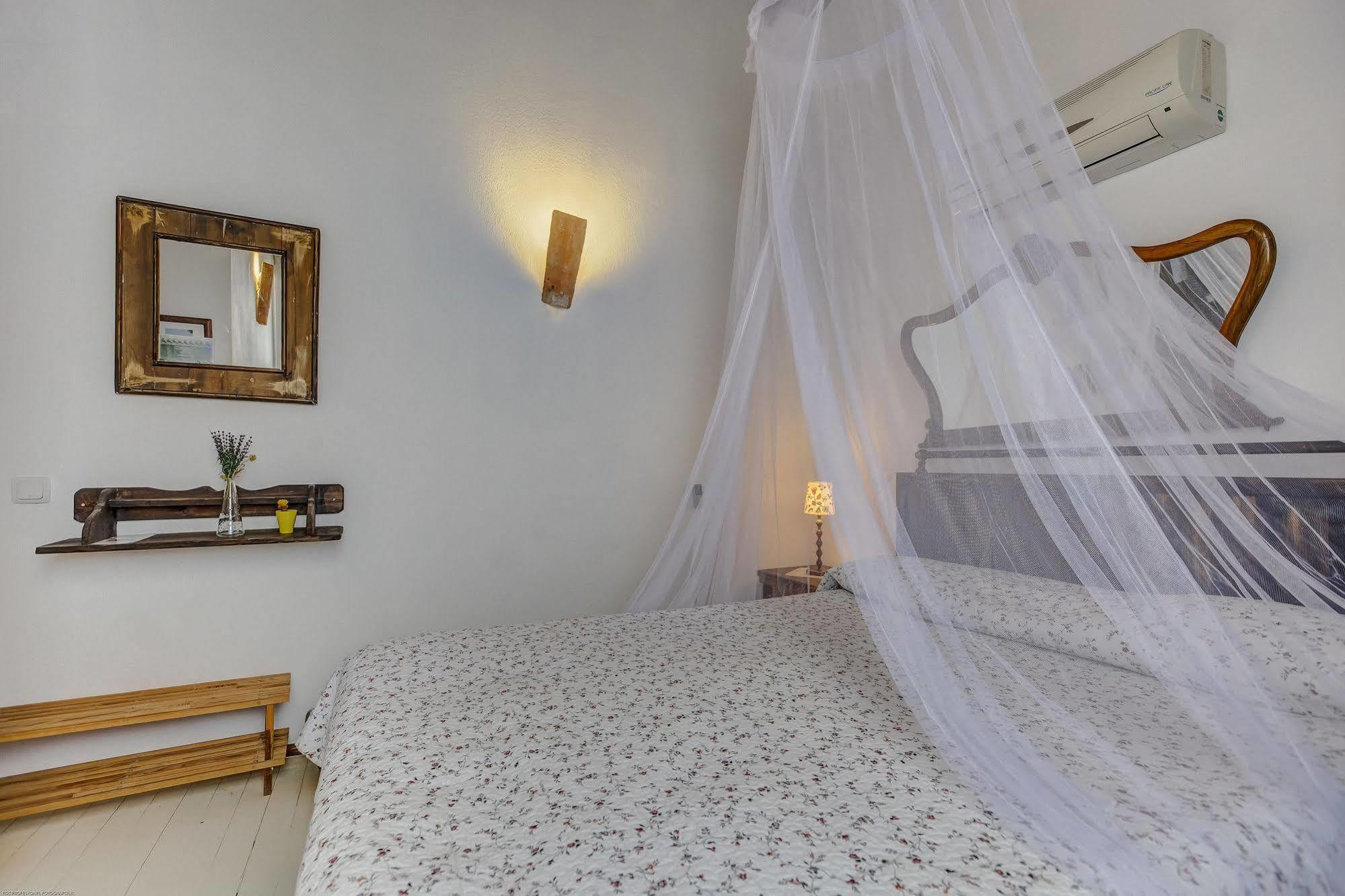 Retro Butik Otel (Adults Only) Çeşme Exteriér fotografie